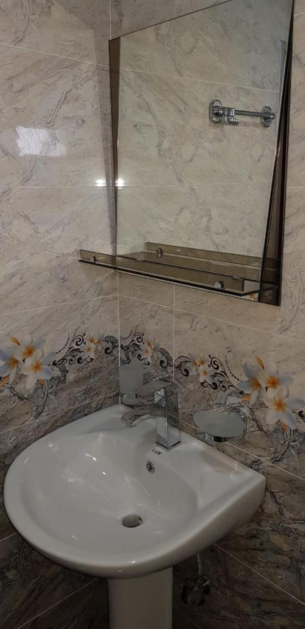 Sweet Night Hotel Казбеги Екстериор снимка